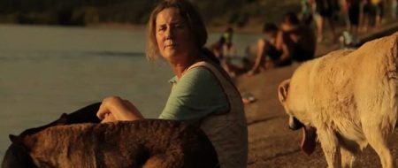 LA MUJER DE LOS PERROS | Lumiton