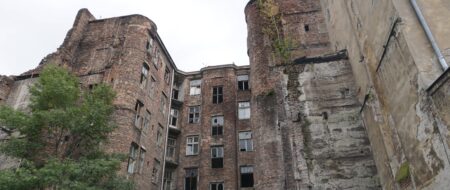 WARSAW: A CITY DIVIDED | Lumiton