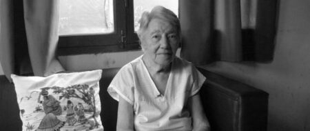 YVONNE | Lumiton