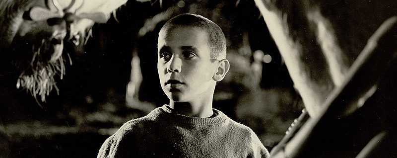 CRÓNICA DE UN NIÑO SOLO
