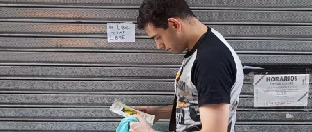 UN PUENTE HECHO DE HOJAS | Lumiton