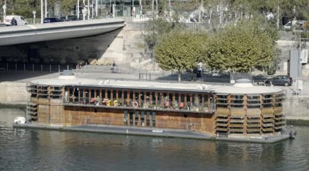 EN EL ADAMANT (SUR L’ADAMANT) | Lumiton