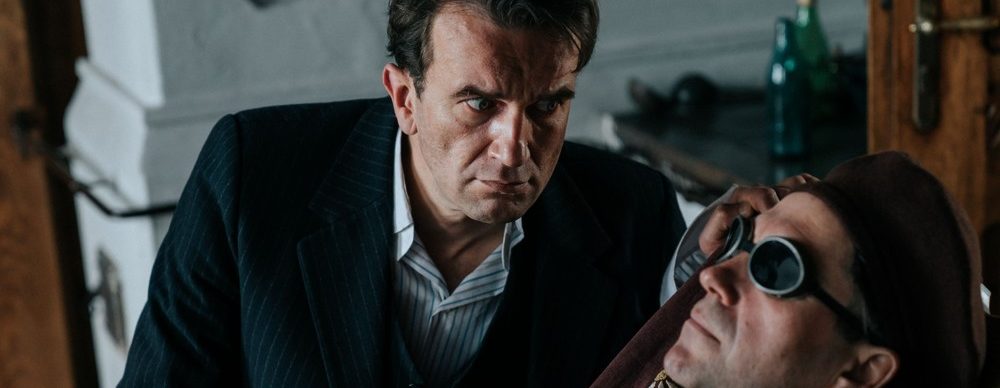 DANGEROUS MEN (NIEBEZPIECZNI DZENTELMENI)