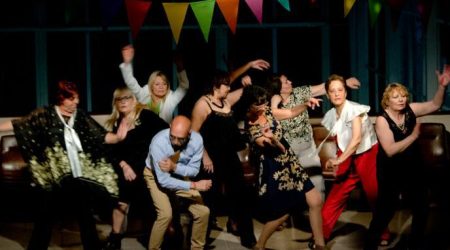NOCHE DE BAILE | Lumiton