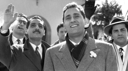LOS INÚTILES (I VITELLONI) | Lumiton