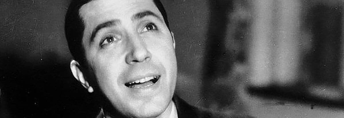 ASÍ CANTABA CARLOS GARDEL